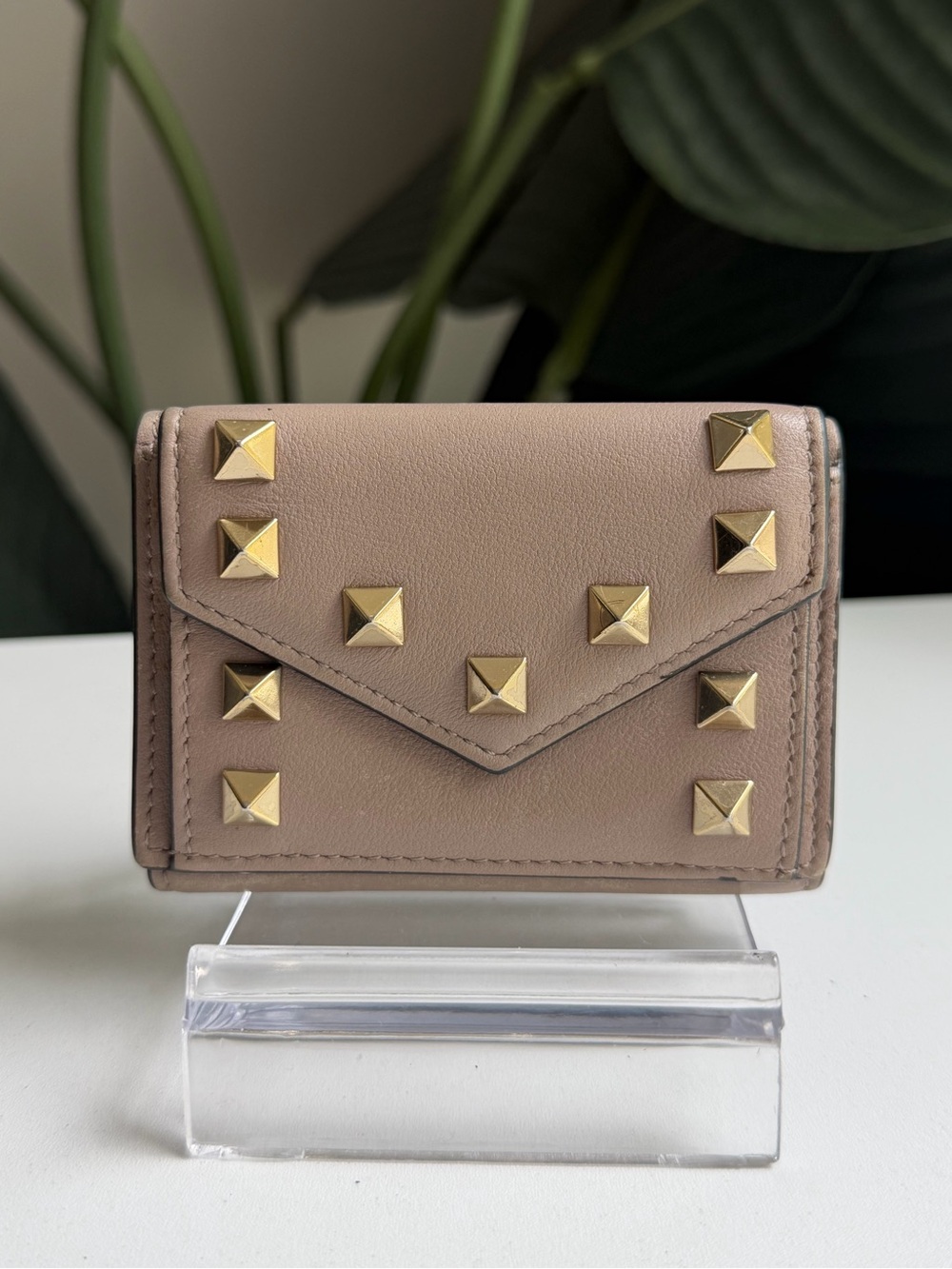 Valentino Garavani ‘Rockstud Trifold Wallet’